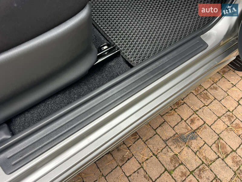 Внедорожник / Кроссовер Suzuki Jimny 2015 в Киеве фото 84 Внедорожник / Кроссовер Suzuki Jimny 2015 в Киеве