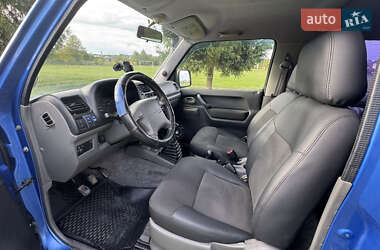 Внедорожник / Кроссовер Suzuki Jimny 2000 в 