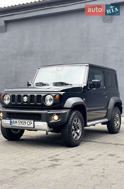 Позашляховик / Кросовер Suzuki Jimny 2019 в 