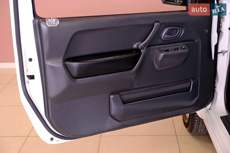 Внедорожник / Кроссовер Suzuki Jimny 2016 в Одессе