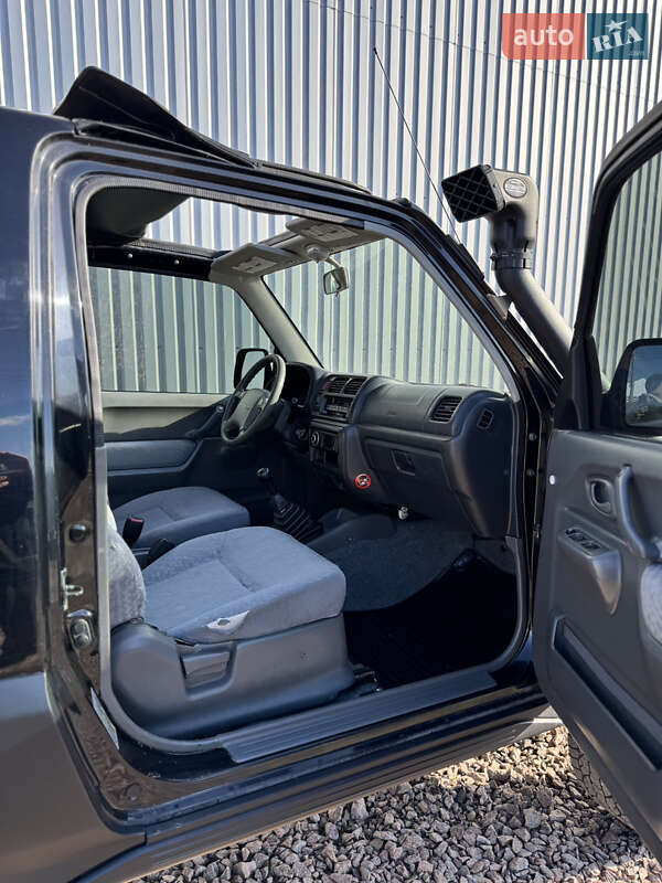 Позашляховик / Кросовер Suzuki Jimny 2003 в Львові