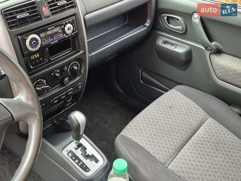 Внедорожник / Кроссовер Suzuki Jimny 2006 в Киеве фото 16 Внедорожник / Кроссовер Suzuki Jimny 2006 в Киеве