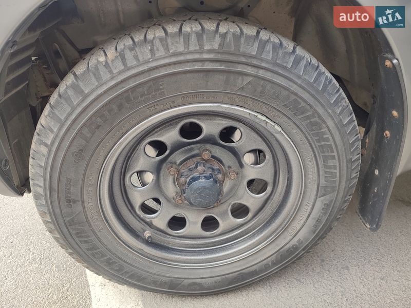 Внедорожник / Кроссовер Suzuki Jimny 2007 в Ужгороде фото 32 Внедорожник / Кроссовер Suzuki Jimny 2007 в Ужгороде