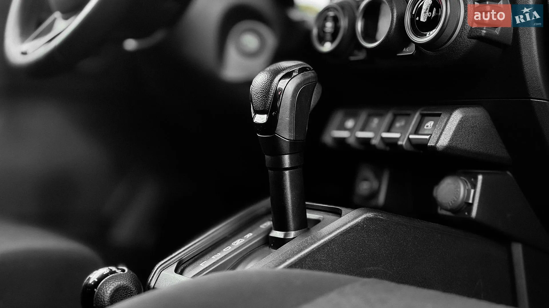 2019 Suzuki Jimny - мініатюра 38