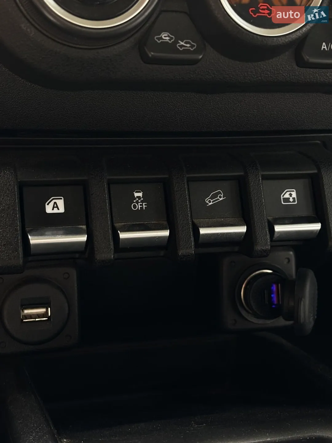 2019 Suzuki Jimny - мініатюра 33