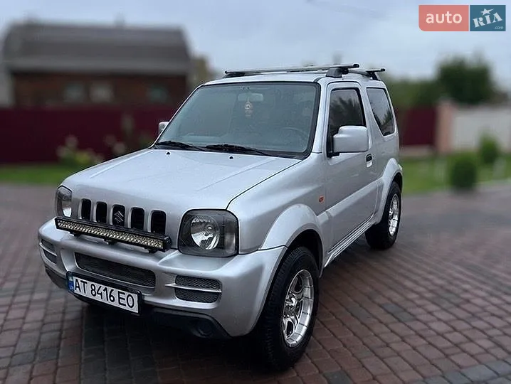 Suzuki Jimny 2011