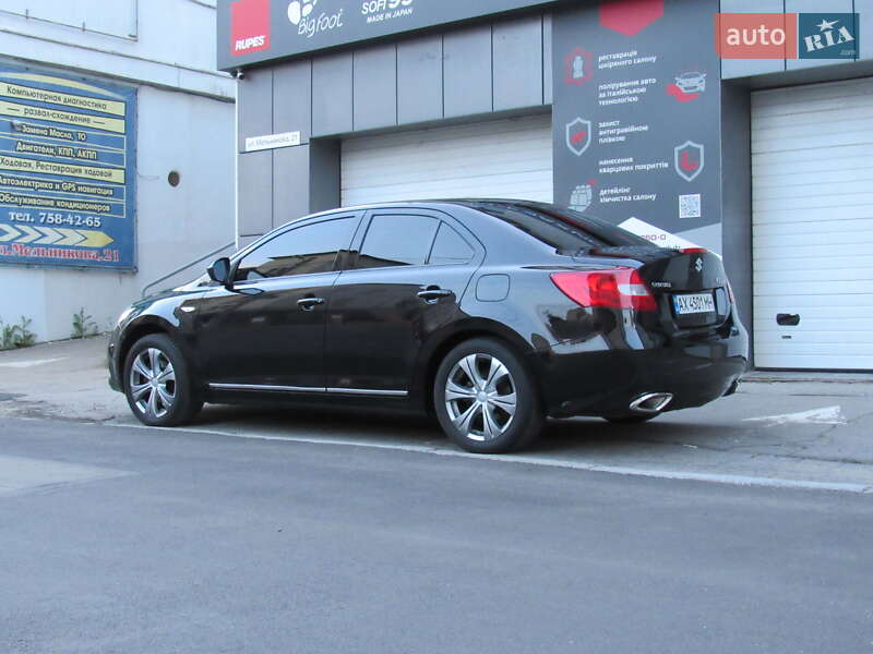 Седан Suzuki Kizashi 2010 в Харкові