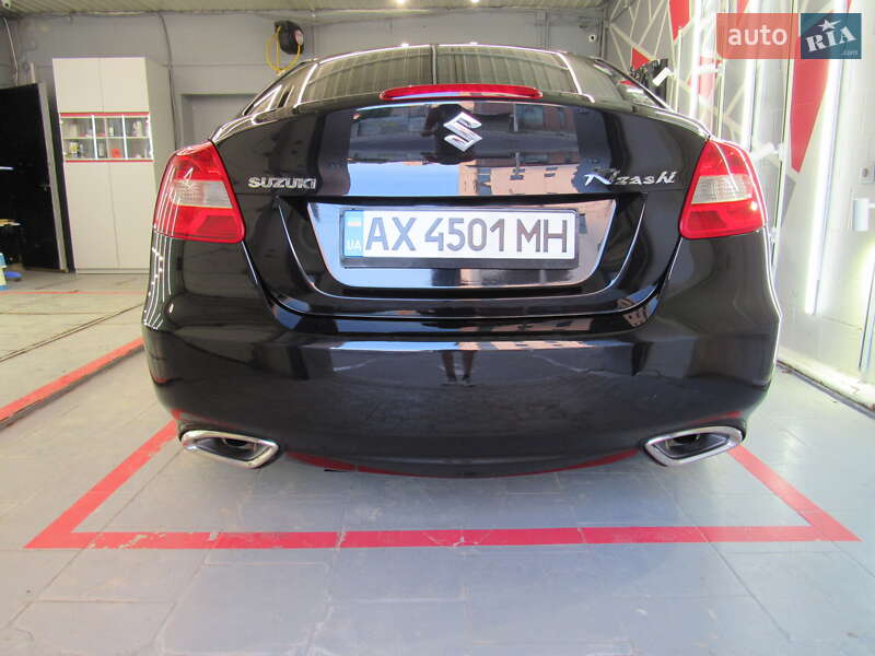 Седан Suzuki Kizashi 2010 в Харкові