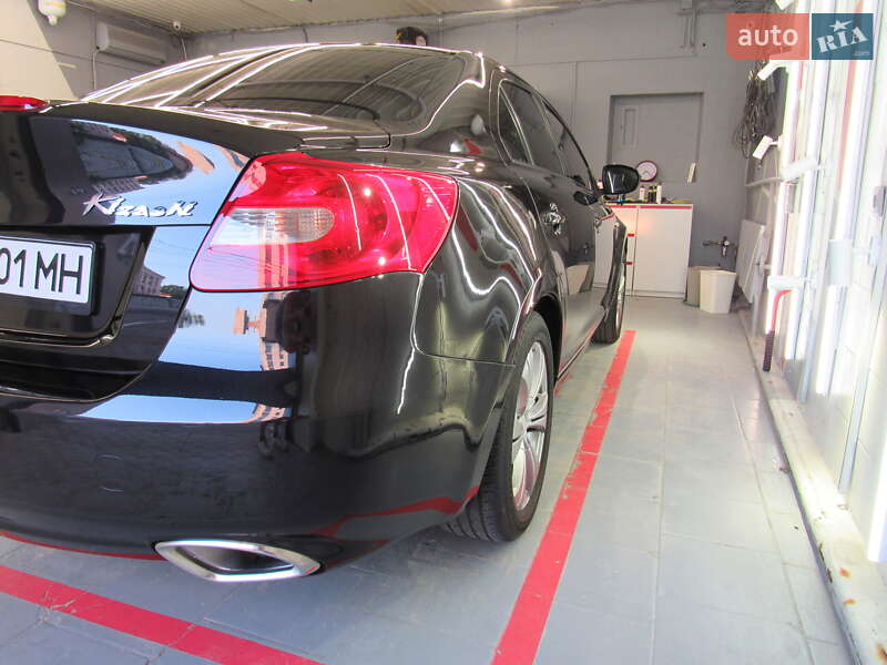 Седан Suzuki Kizashi 2010 в Харкові