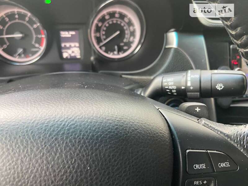 Седан Suzuki Kizashi 2011 в Броварах фото 28 Седан Suzuki Kizashi 2011 в Броварах