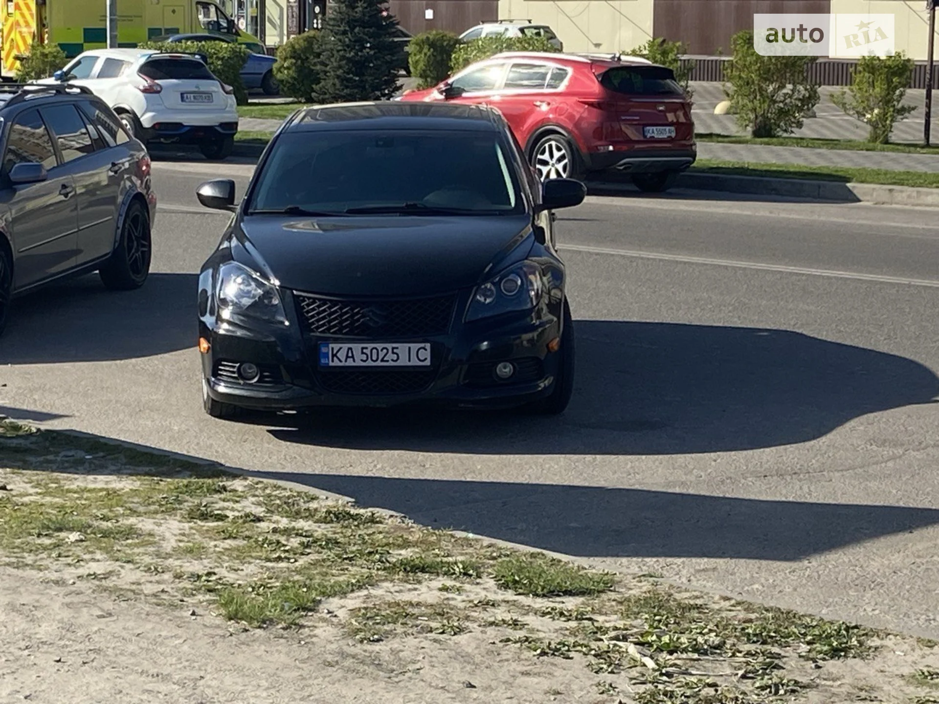 2011 Suzuki Kizashi - мініатюра 16