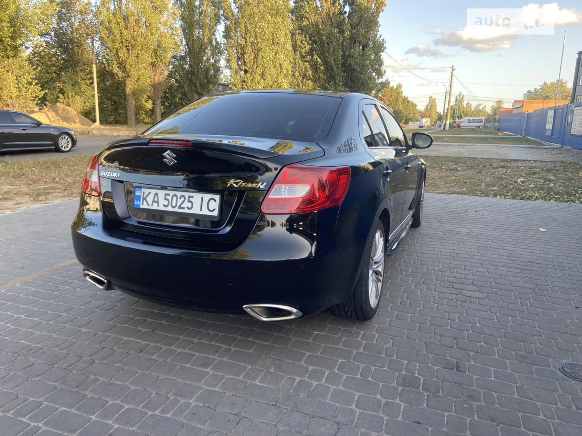 2011 Suzuki Kizashi - мініатюра 9
