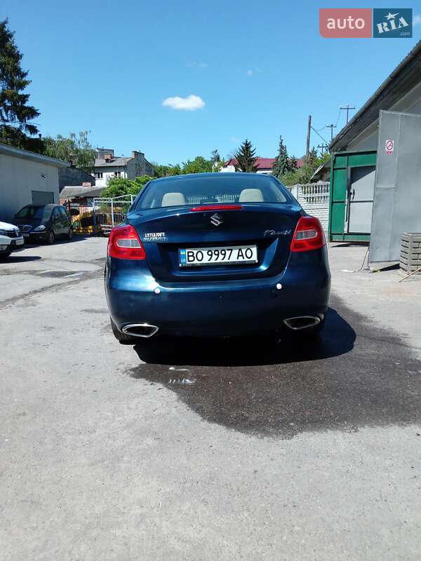 Седан Suzuki Kizashi 2010 в Тернополе