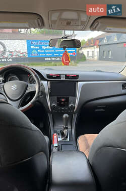 Седан Suzuki Kizashi 2012 в Ивано-Франковске