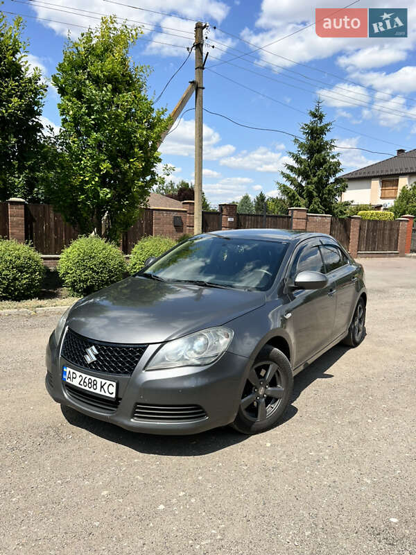 Suzuki Kizashi 2011