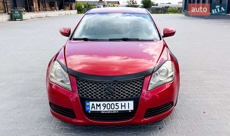 Suzuki Kizashi 2012