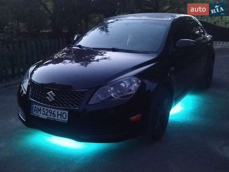 Suzuki Kizashi 2011