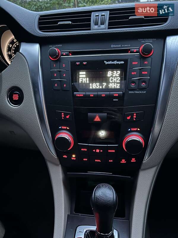 Седан Suzuki Kizashi 2012 в Черкасах