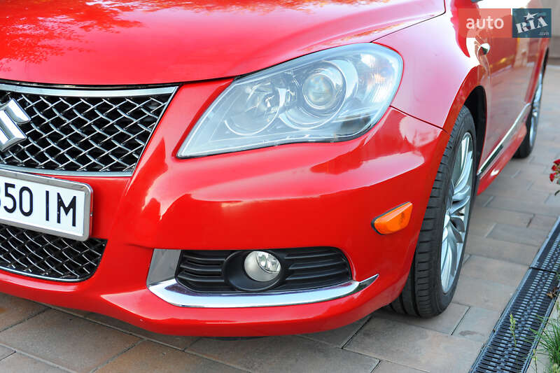 Седан Suzuki Kizashi 2010 в Рівному