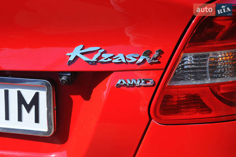 Седан Suzuki Kizashi 2010 в Рівному