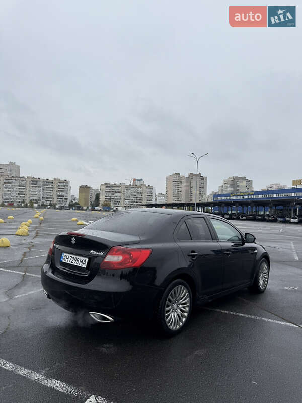 Suzuki Kizashi 2010