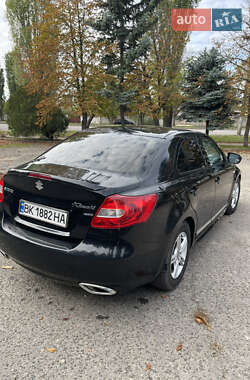 Седан Suzuki Kizashi 2010 в  фото 3 Седан Suzuki Kizashi 2010 в