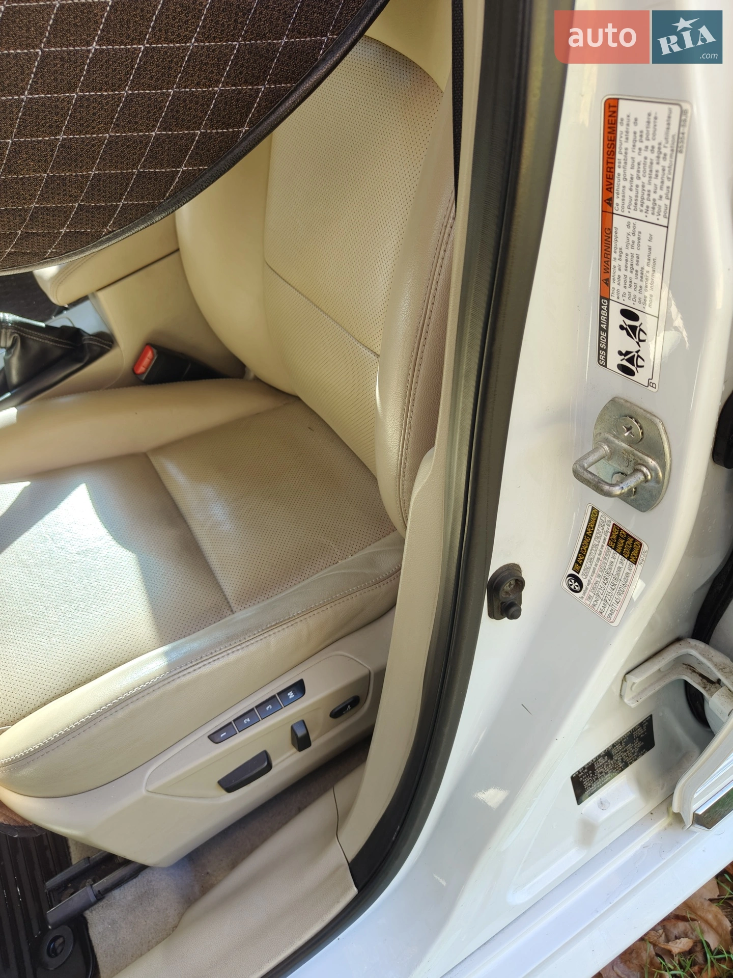 2010 Suzuki Kizashi - мініатюра 11