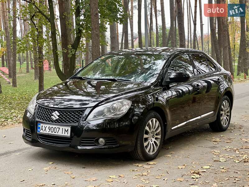 Седан Suzuki Kizashi 2012 в Киеве