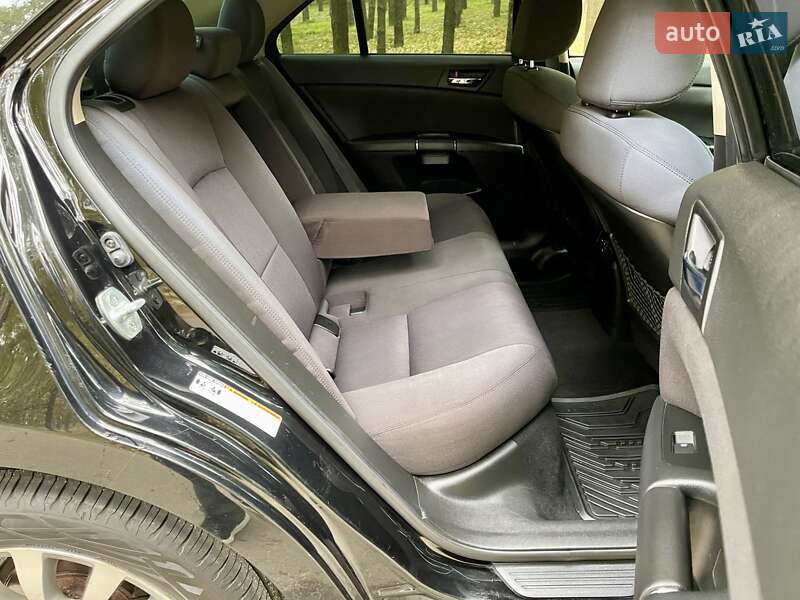 Седан Suzuki Kizashi 2012 в Киеве