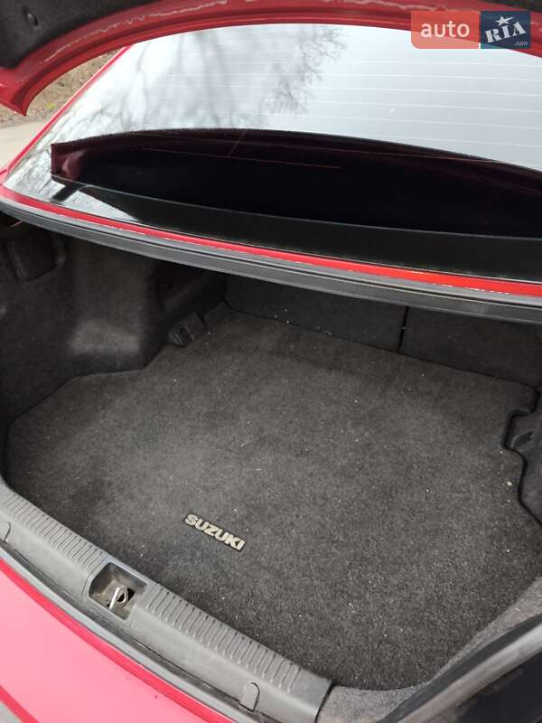 Седан Suzuki Kizashi 2012 в Конотопі