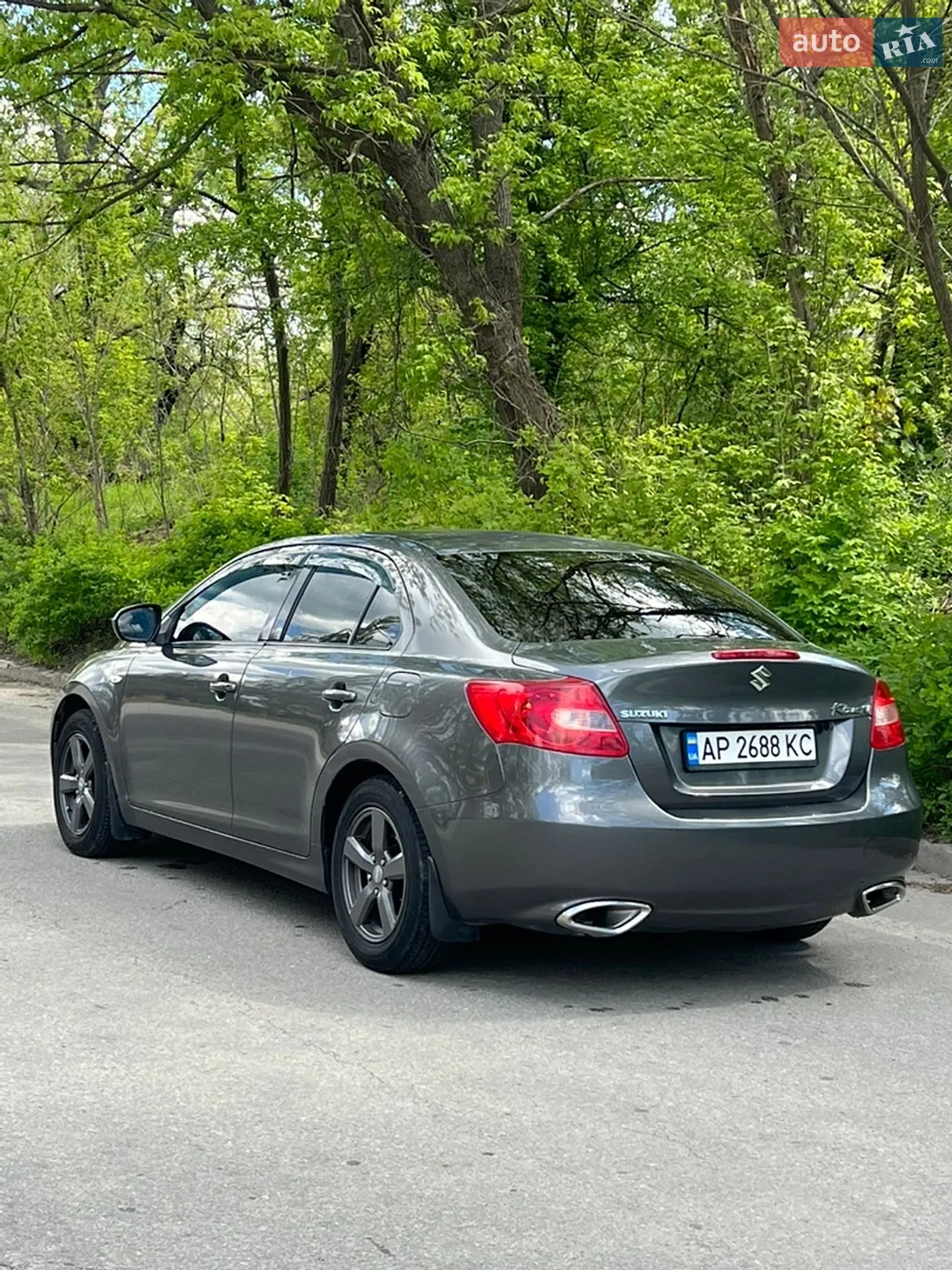 2011 Suzuki Kizashi - мініатюра 8