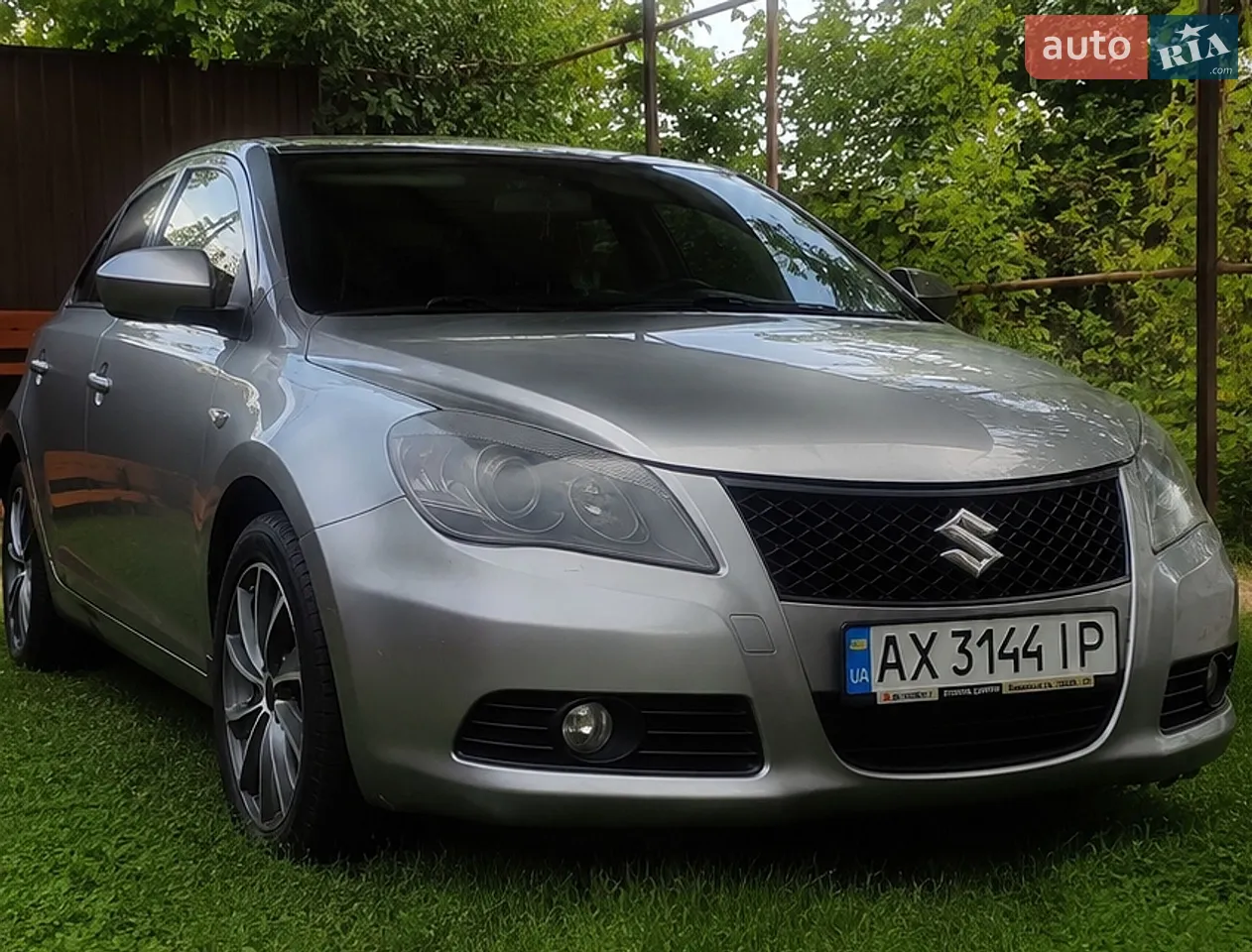 2012 Suzuki Kizashi - мініатюра 15