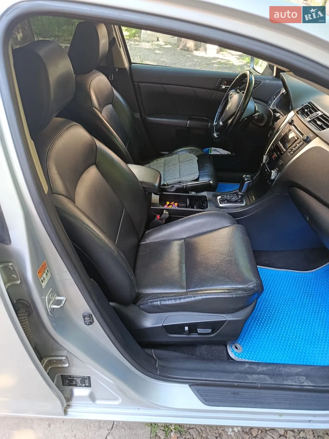 2011 Suzuki Kizashi - мініатюра 17