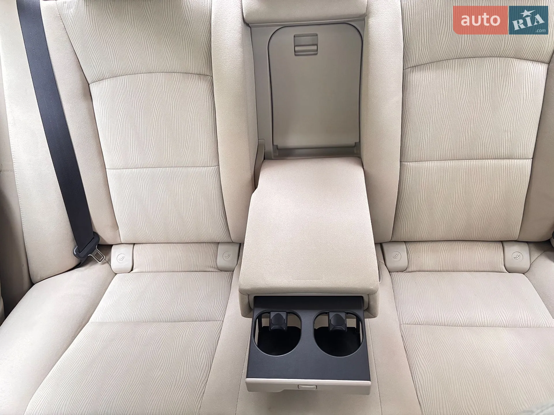 2012 Suzuki Kizashi - мініатюра 9