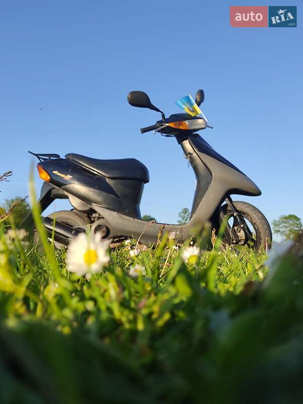 Скутер Suzuki Lets 2 2002 в Збараже
