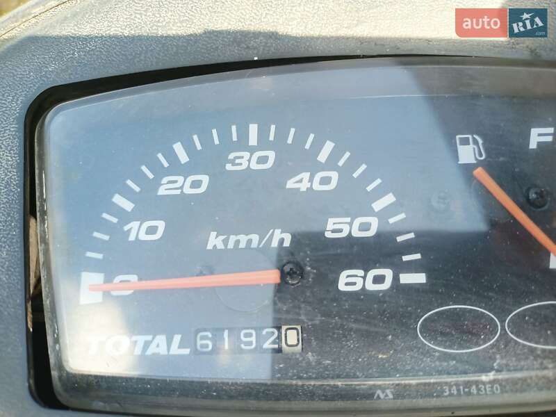 Вантажні моторолери, мотоцикли, скутери, мопеди Suzuki Lets 2 2001 в Полтаві