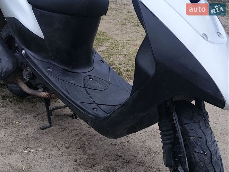 Скутер Suzuki Lets 2 2001 в Кременці фото 4 Скутер Suzuki Lets 2 2001 в Кременці