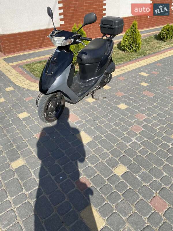 Скутер Suzuki Lets 3 2010 в Жовкве
