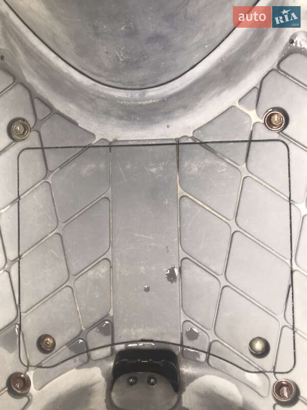 Скутер Suzuki Lets 4 2012 в Львові фото 6 Скутер Suzuki Lets 4 2012 в Львові