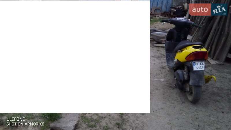 Скутер Suzuki Lets 2011 в Чернівцях