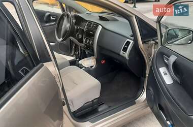 Седан Suzuki Liana 2005 в Білій Церкві