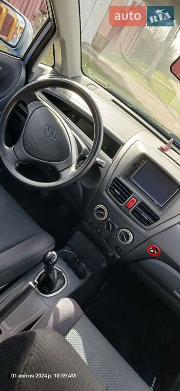Универсал Suzuki Liana 2003 в Киеве