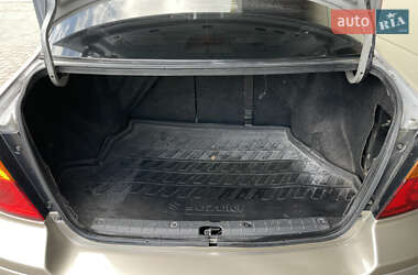 Седан Suzuki Liana 2005 в 