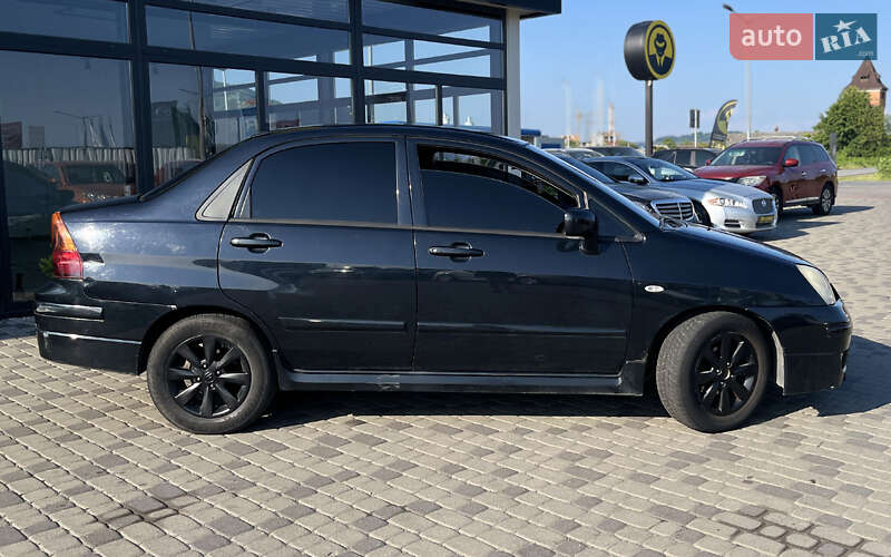 Седан Suzuki Liana 2005 в Мукачево