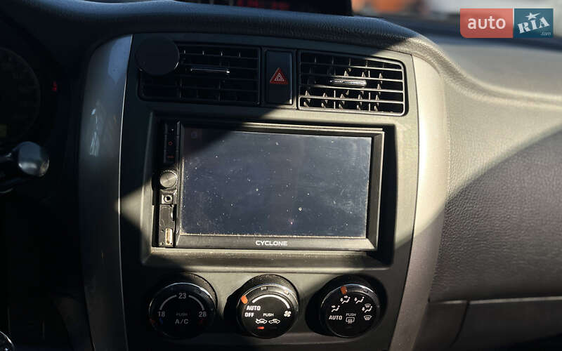 Седан Suzuki Liana 2005 в Мукачево