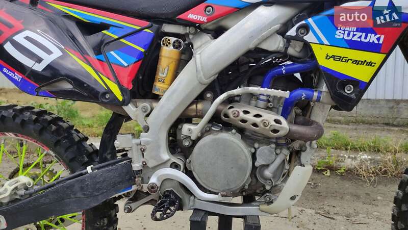 Мотоцикл Кросс Suzuki RM 250Z 2015 в Тлумаче