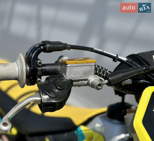 Мотоцикл Кросс Suzuki RM 250Z 2015 в Ужгороде