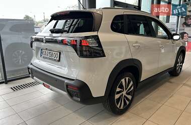 Позашляховик / Кросовер Suzuki S-Cross 2024 в 