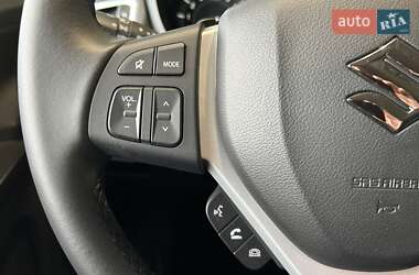 Позашляховик / Кросовер Suzuki S-Cross 2024 в 