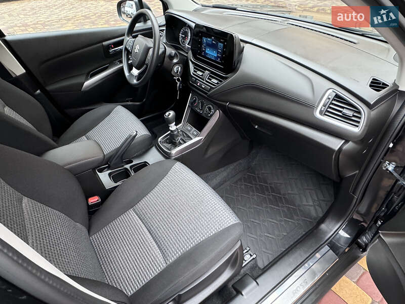 Позашляховик / Кросовер Suzuki S-Cross 2024 в Вінниці фото 16 Позашляховик / Кросовер Suzuki S-Cross 2024 в Вінниці